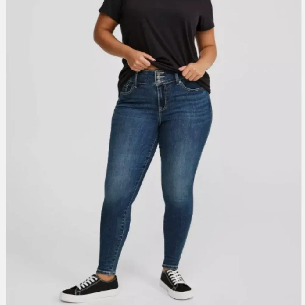 TORRID Women's Plus Size 26 Jegging Skinny Super Soft High-Rise Jeans‎ Stretch